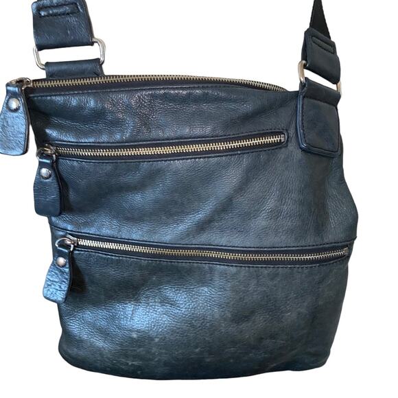 Margot Leather Crossbody Zippered Bag with adjustable strap Navy Blue - Picture 5 of 9